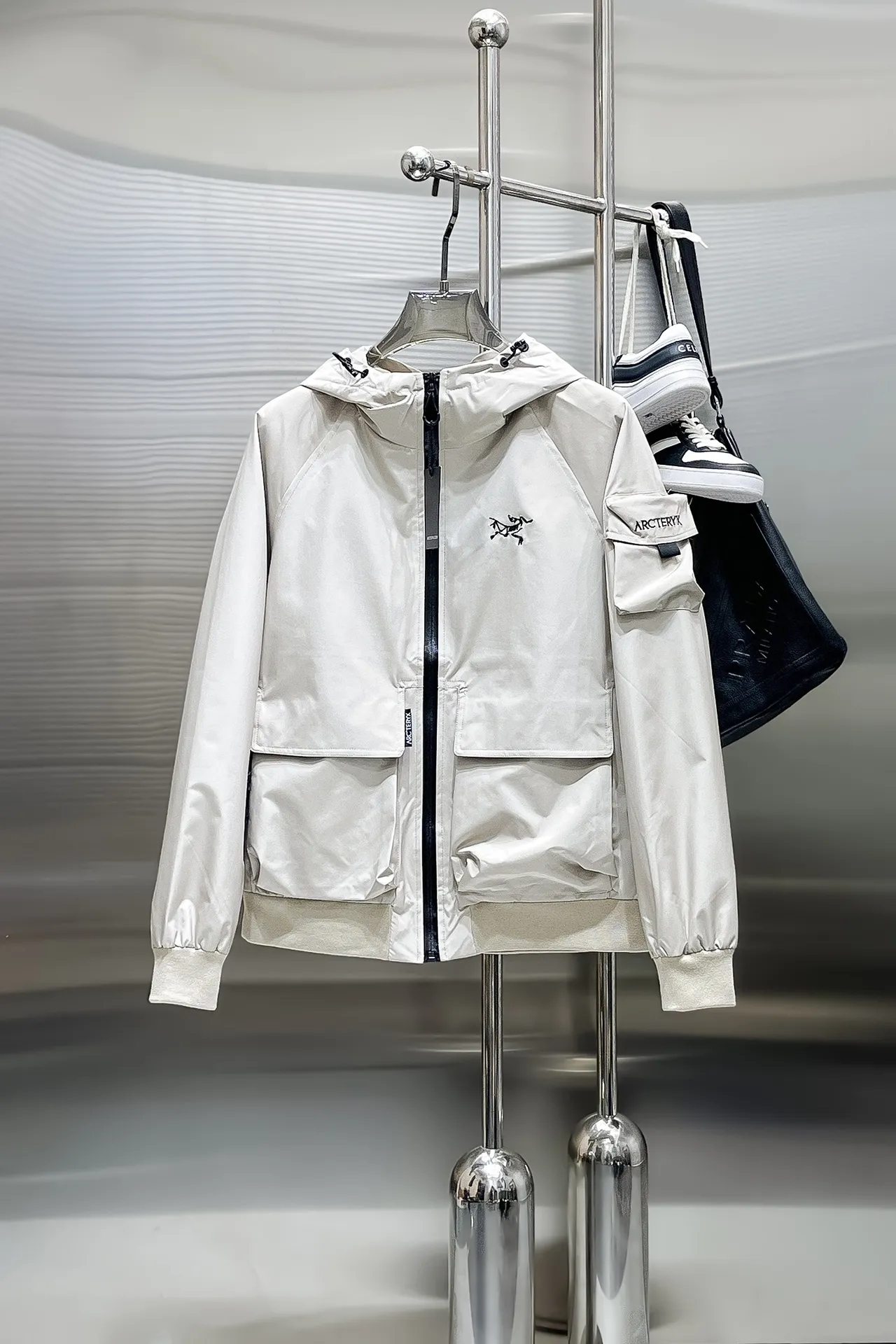 Same Style， ， 2026 New Arrival ， Original Premium Breathable ， ， ， Quality。 ， Sizes：M～3XL